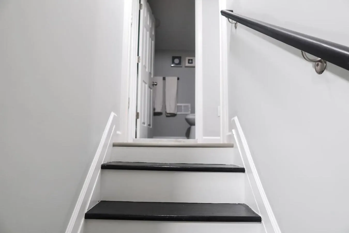 5Bed 2Bath Near Nyc, Parking, Laundry Apartment Irvington 0*,  United States