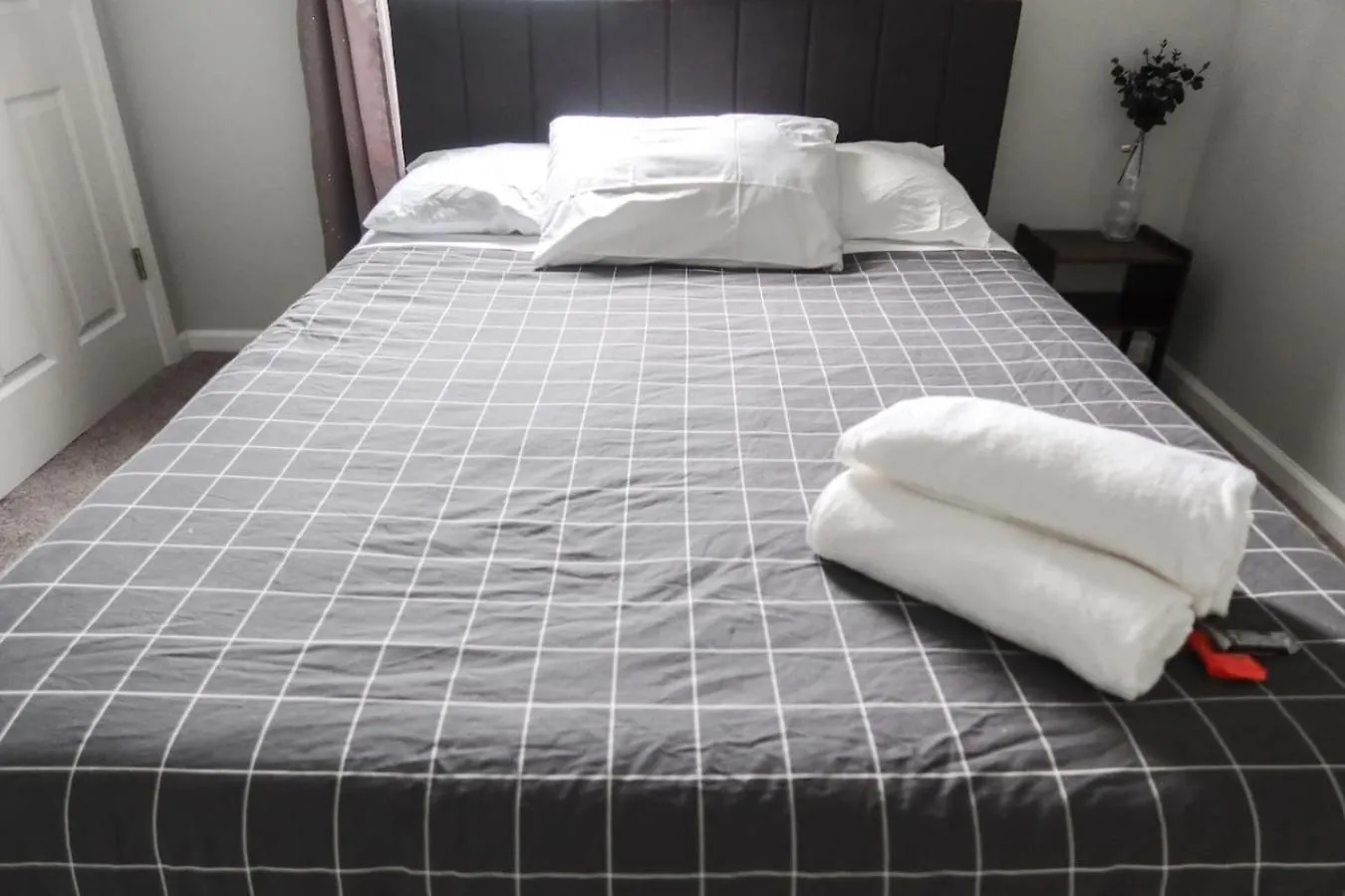 5Bed 2Bath Near Nyc, Parking, Laundry Apartment Irvington
